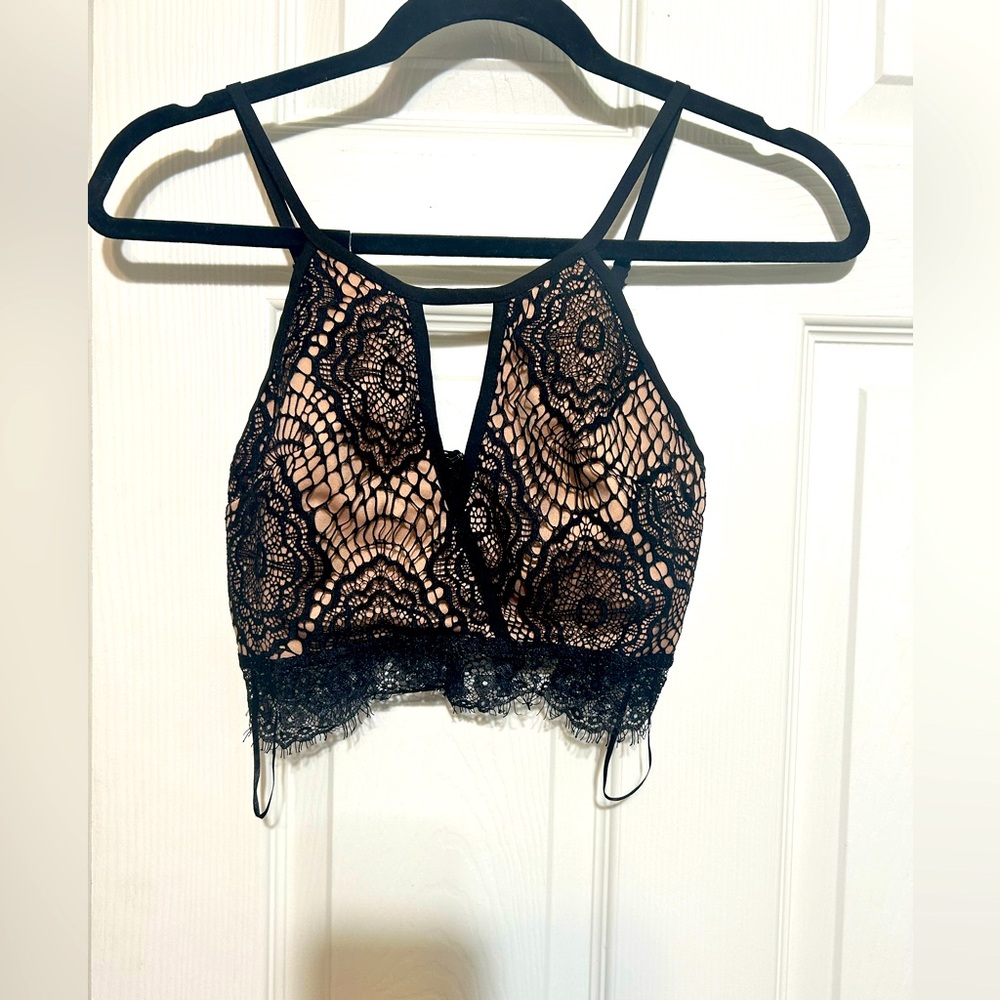 Available Soon☮️ Lace Bralette crop top in Black and Tan Xsmall By Dream state
